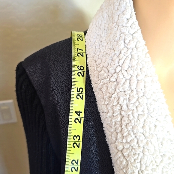 Sam Edelman Black Joya Faux Leather Sherpa Lined Toggle Open Jacket Size M - Picture 6 of 10